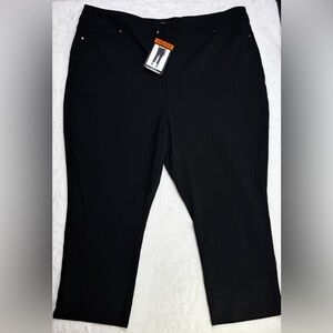 Mario Serrani XXL women’s pull‑on pants with a sleek, comfy stretch style. NWT